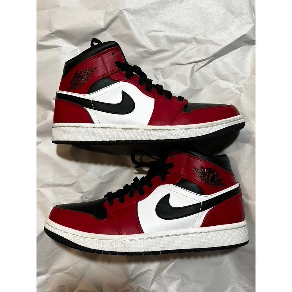 Nike Air Jordan 1 Mid Reverse Bred Retro Red 554724069 Sz 9 Box Streetwear‎ - Picture 3 of 16